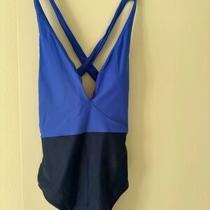 Summersalt Men's Swim Rash Guard - Black and Blue